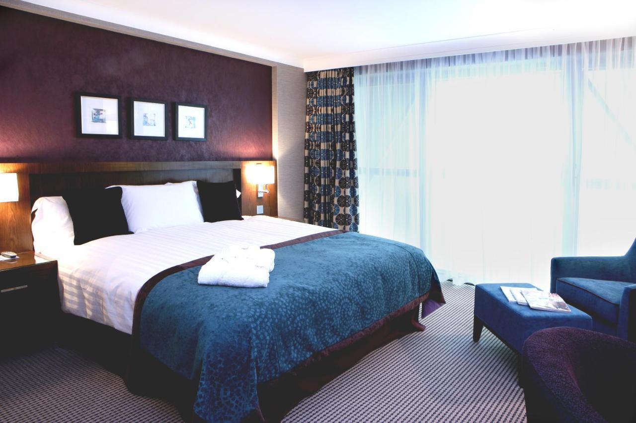 Crowne Plaza London - Gatwick Airport By Ihg Hotel Кроули Екстериор снимка