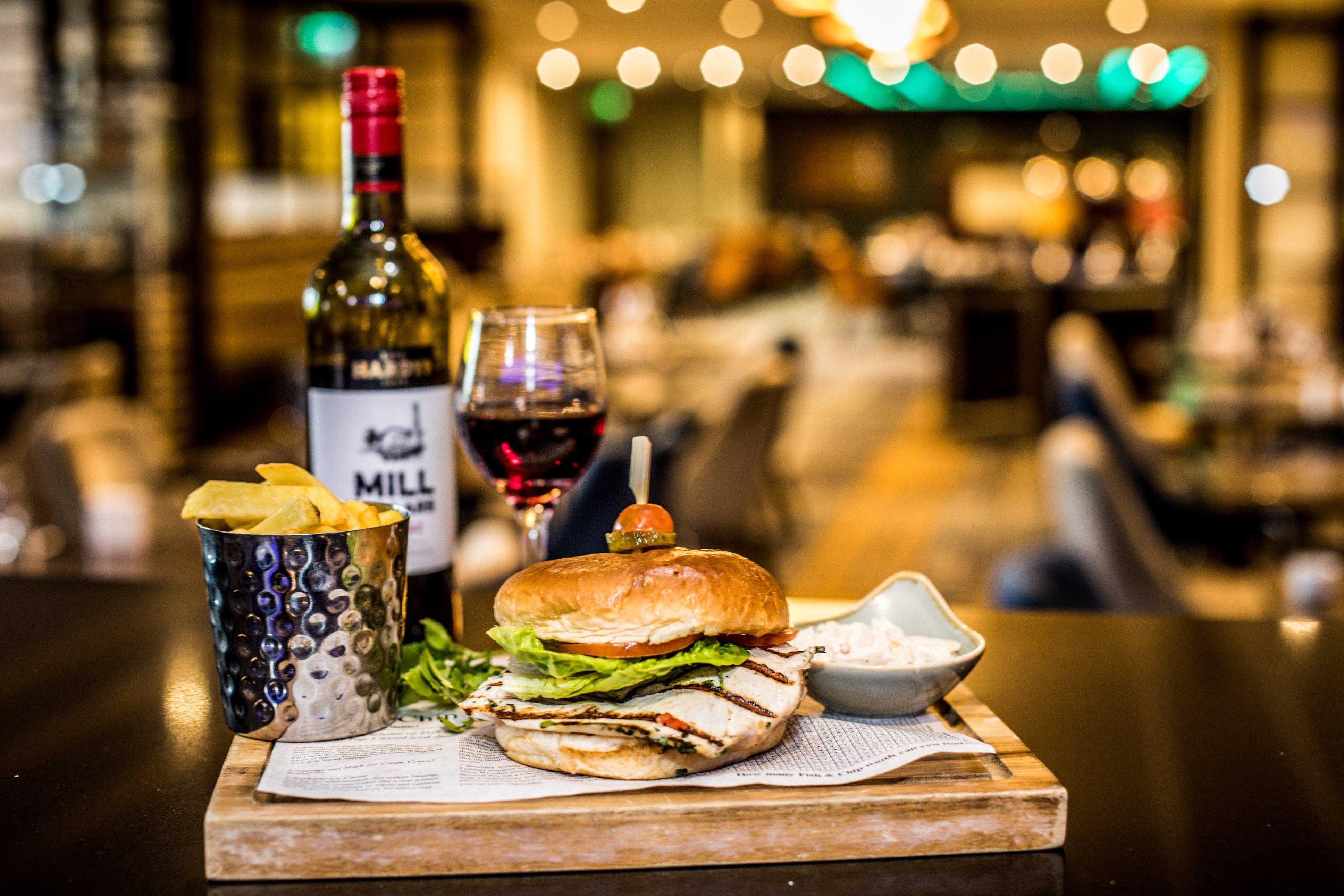 Crowne Plaza London - Gatwick Airport By Ihg Hotel Кроули Екстериор снимка