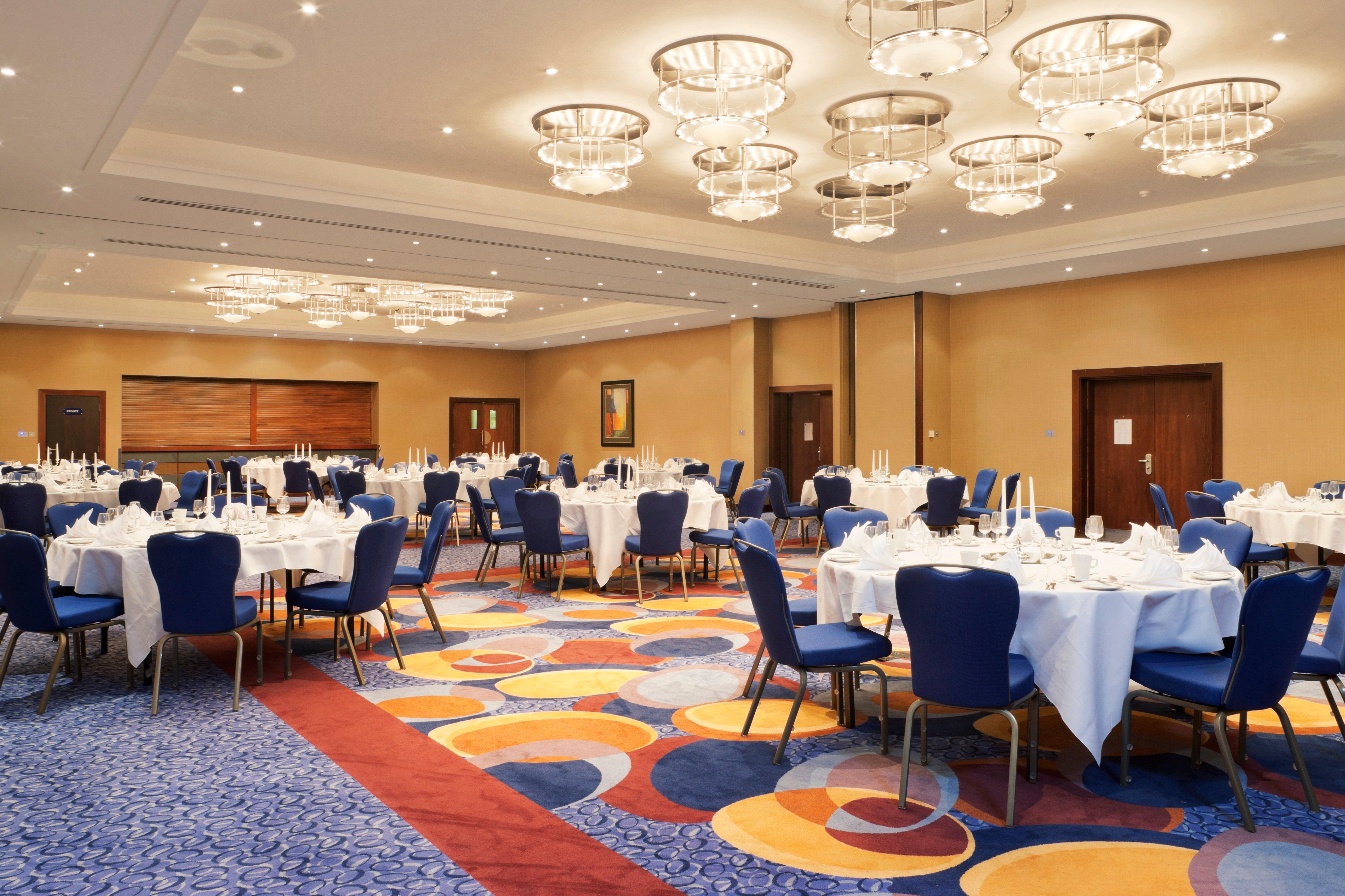 Crowne Plaza London - Gatwick Airport By Ihg Hotel Кроули Екстериор снимка
